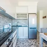 Bela Vista B In Apartment Lisbon